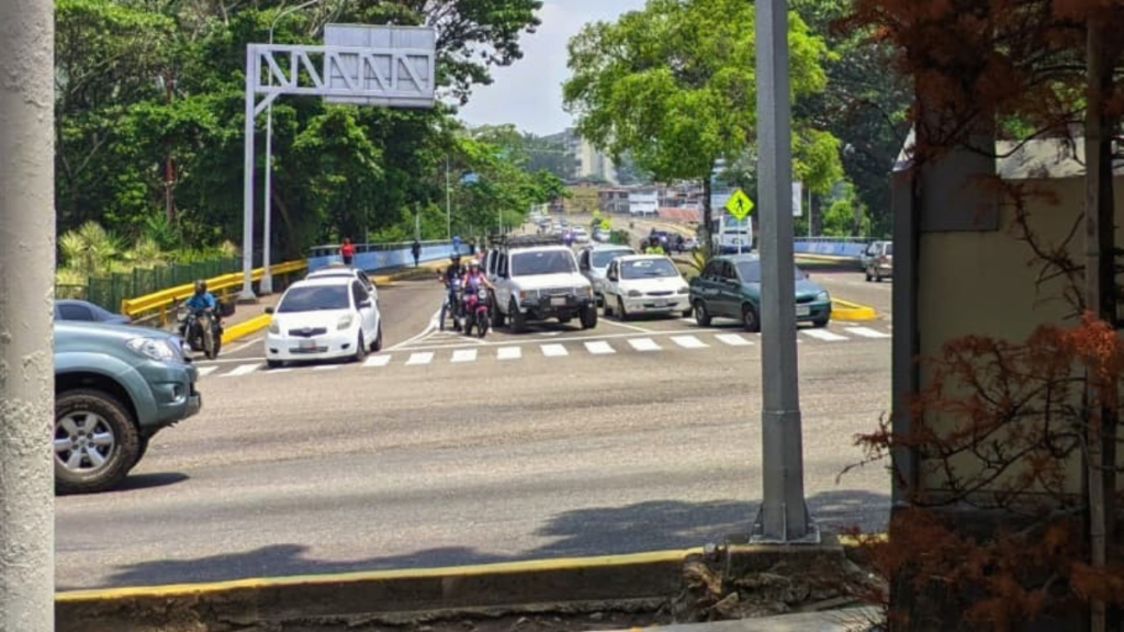 Casi el 40% de los sancristobalenses encuestados percibe entre 120 y 250 dólares mensuales